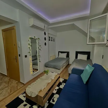 Sweet Family House *