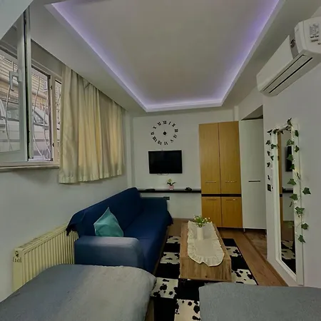 Sweet Family House *